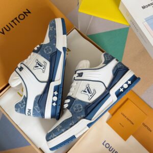 Louis Vuitton Trainer Sneaker – 1:1 Replica Quality – LV-SOR03