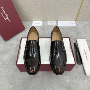 Ferragamo Moccasin With Gancini Ornament– 1:1 Replica Quality – FER-SH28