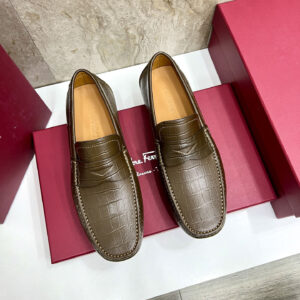 Ferragamo Parigi Crocodile-Embossed Leather Loafers – 1:1 Replica Quality – FER-SH51