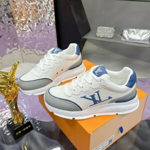 Louis Vuitton Classic Sneaker – 1:1 Replica Quality – LV-SOR08