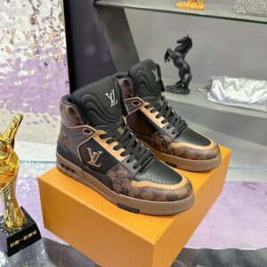 Louis Vuitton Brown Monogram Trainer Shoes – White & Blue Monogram Denim – 1:1 Replica Quality – LV-SOR25